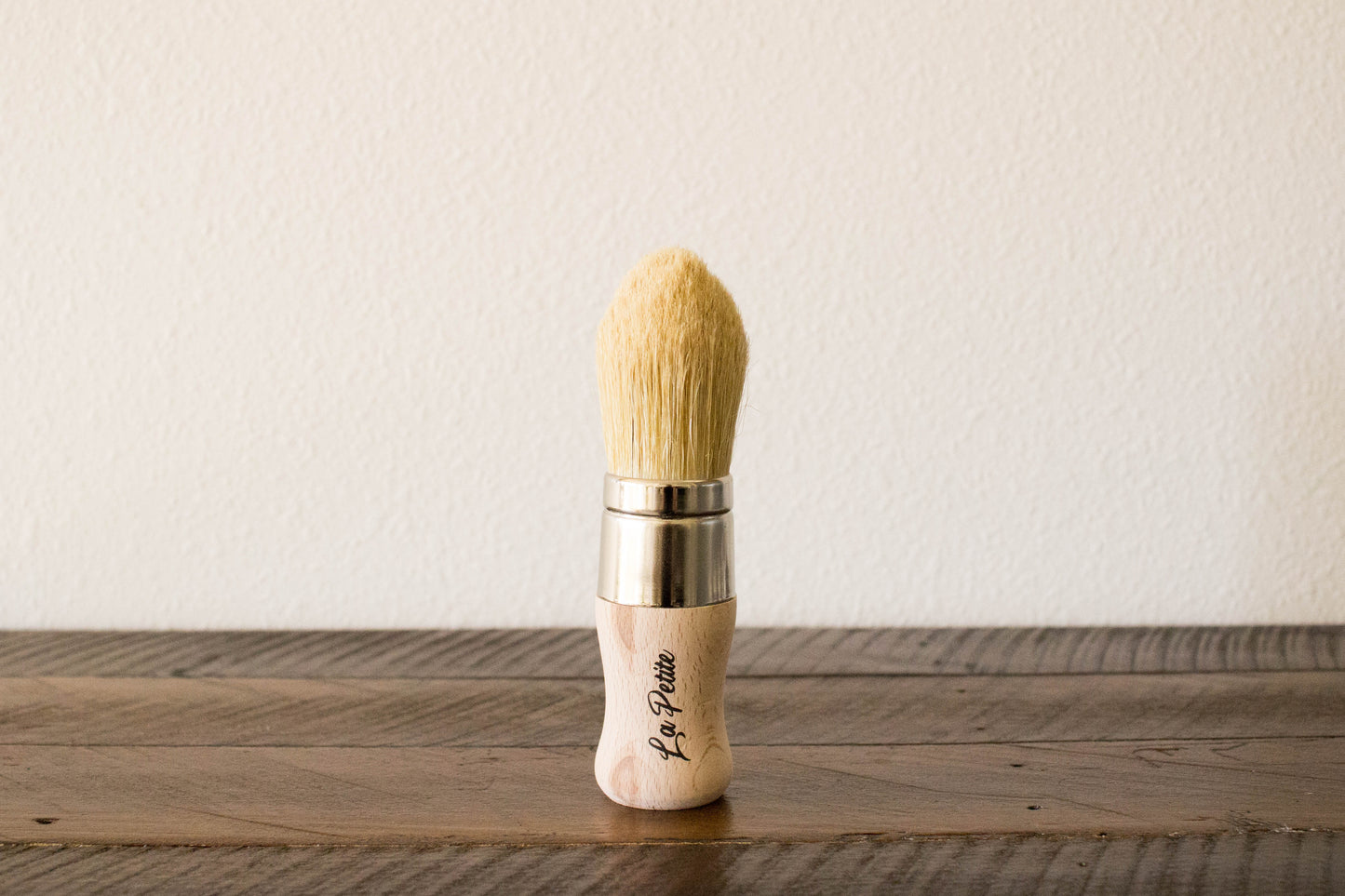 La Petite Brush- Dixie Belle Paint