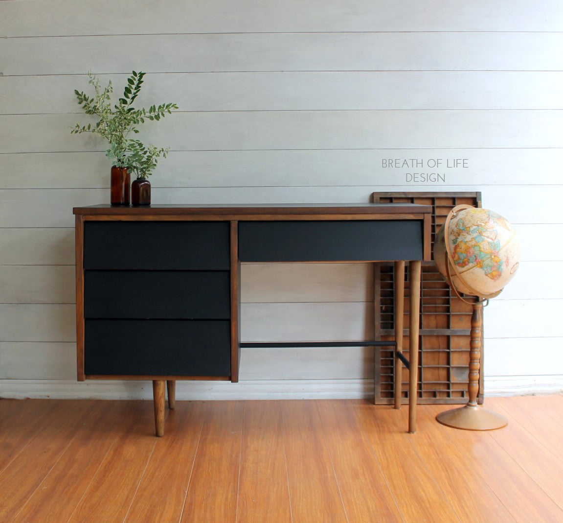 Vintage Desk painted with Dixie Belle Caviar Chalk Mineral Paint for a modern farmhouse furniture makeover Breath of Life Design