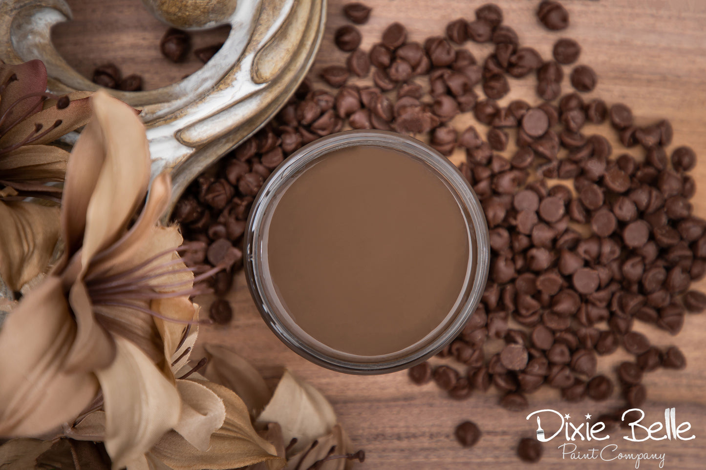 Dixie Belle Chocolate Chalk Mineral Paint for furniture, cabinets, and rustic DIY painting projects