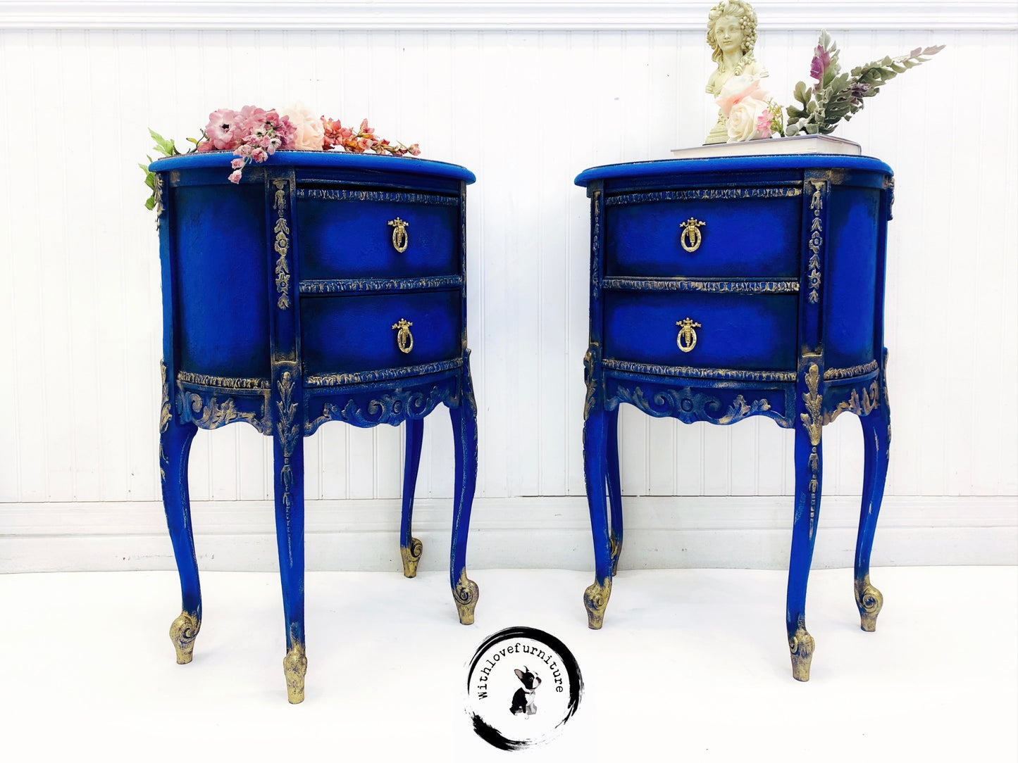 Vintage Pair of End Tables painted with Dixie Belle Cobalt Blue Chalk Mineral Paint for a bold blue furniture makeover