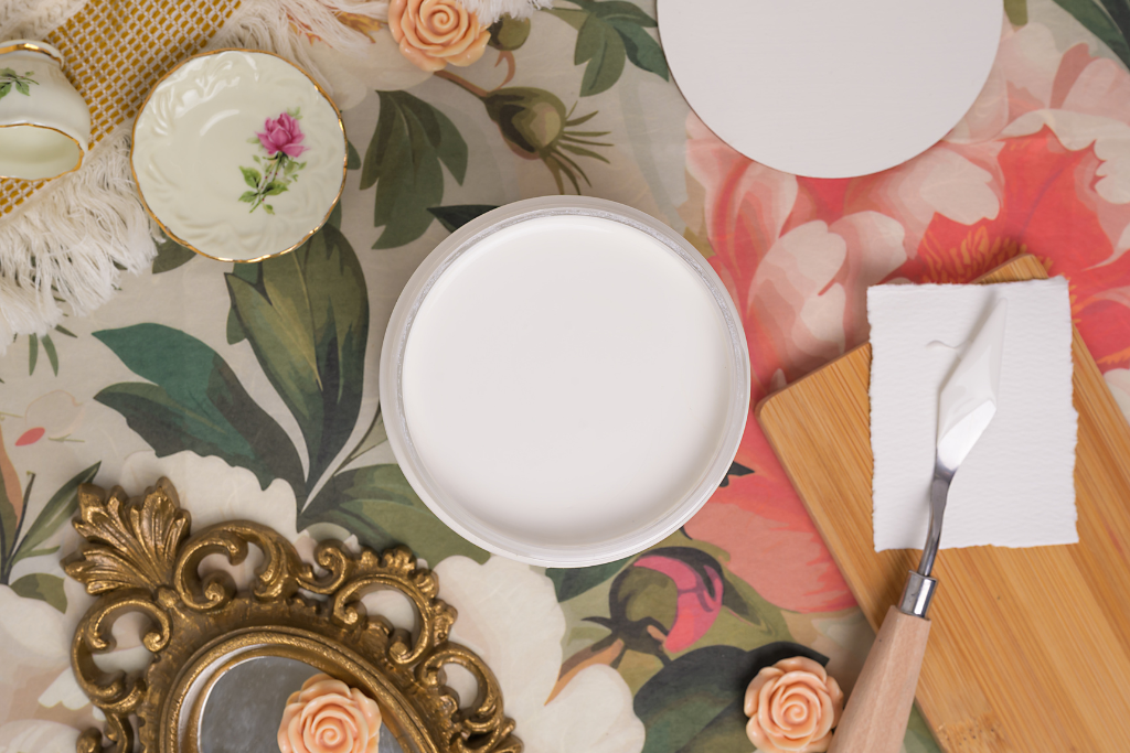 Elderflower Dixie Belle Silk All-In-One Mineral Paint in soft creamy ivory white