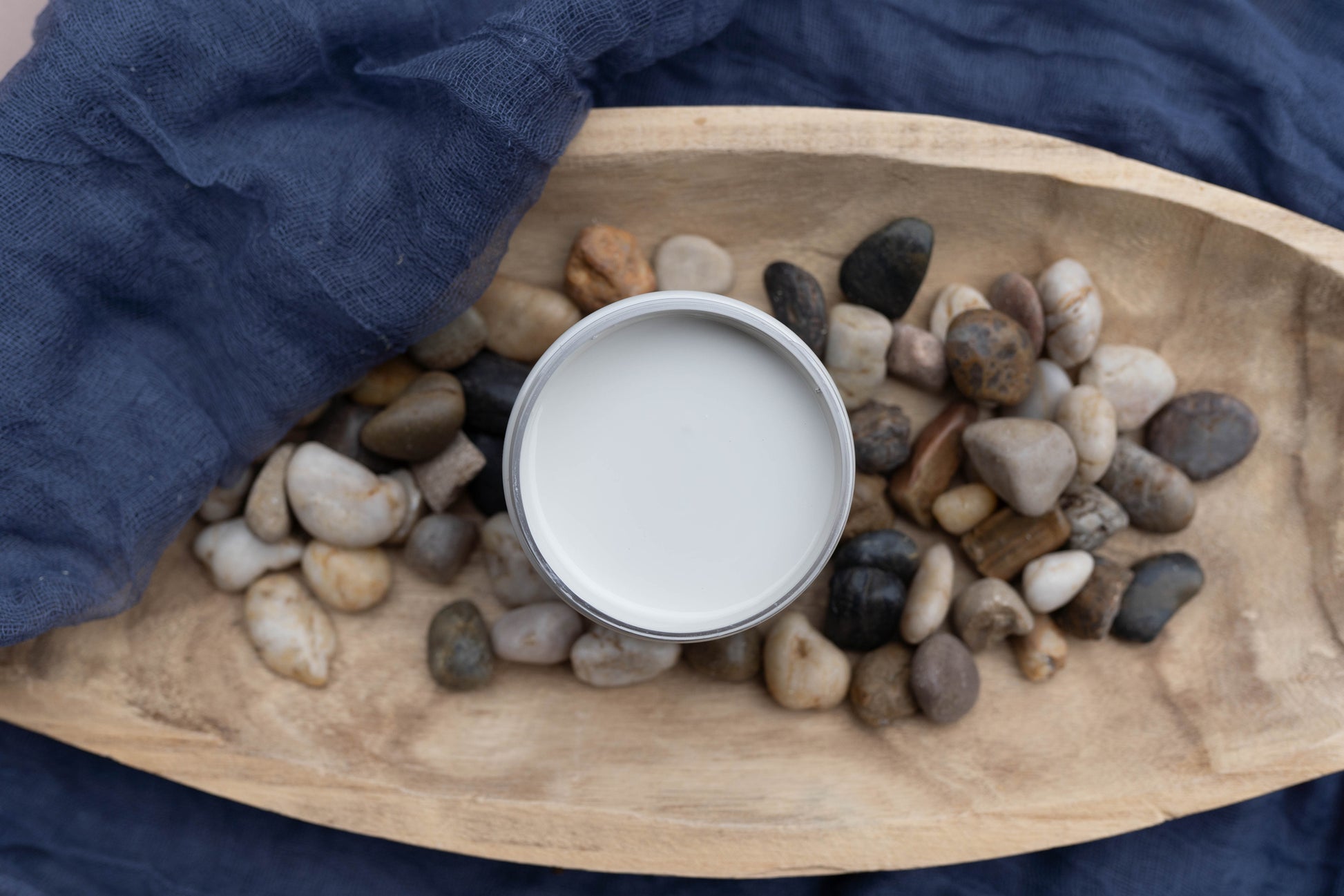 Glacier Dixie Belle Silk All-In-One Mineral Paint in clean icy cool white