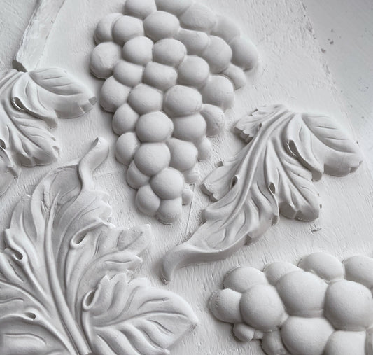 Grapes Mould (IOD) Iron Orchid Designs- 6x10