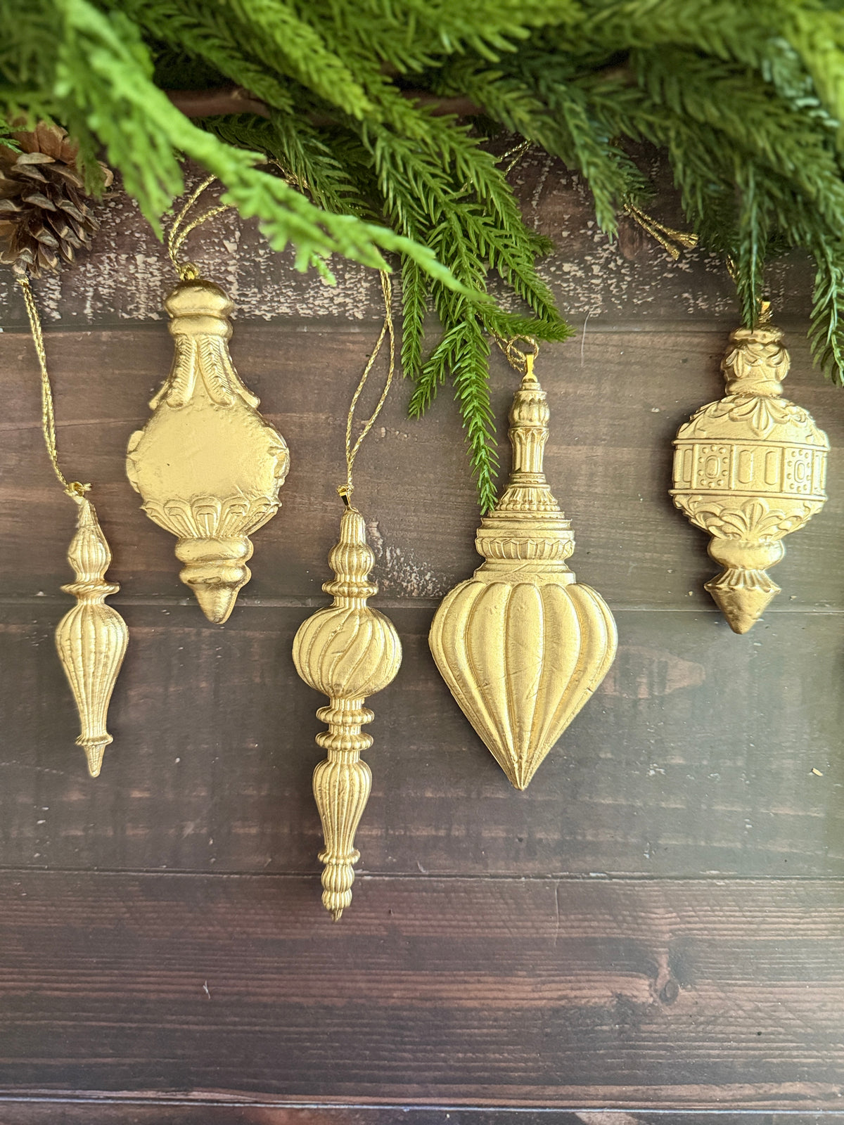 Baubles Mould (IOD) – Iron Orchid Designs **** PREORDER****