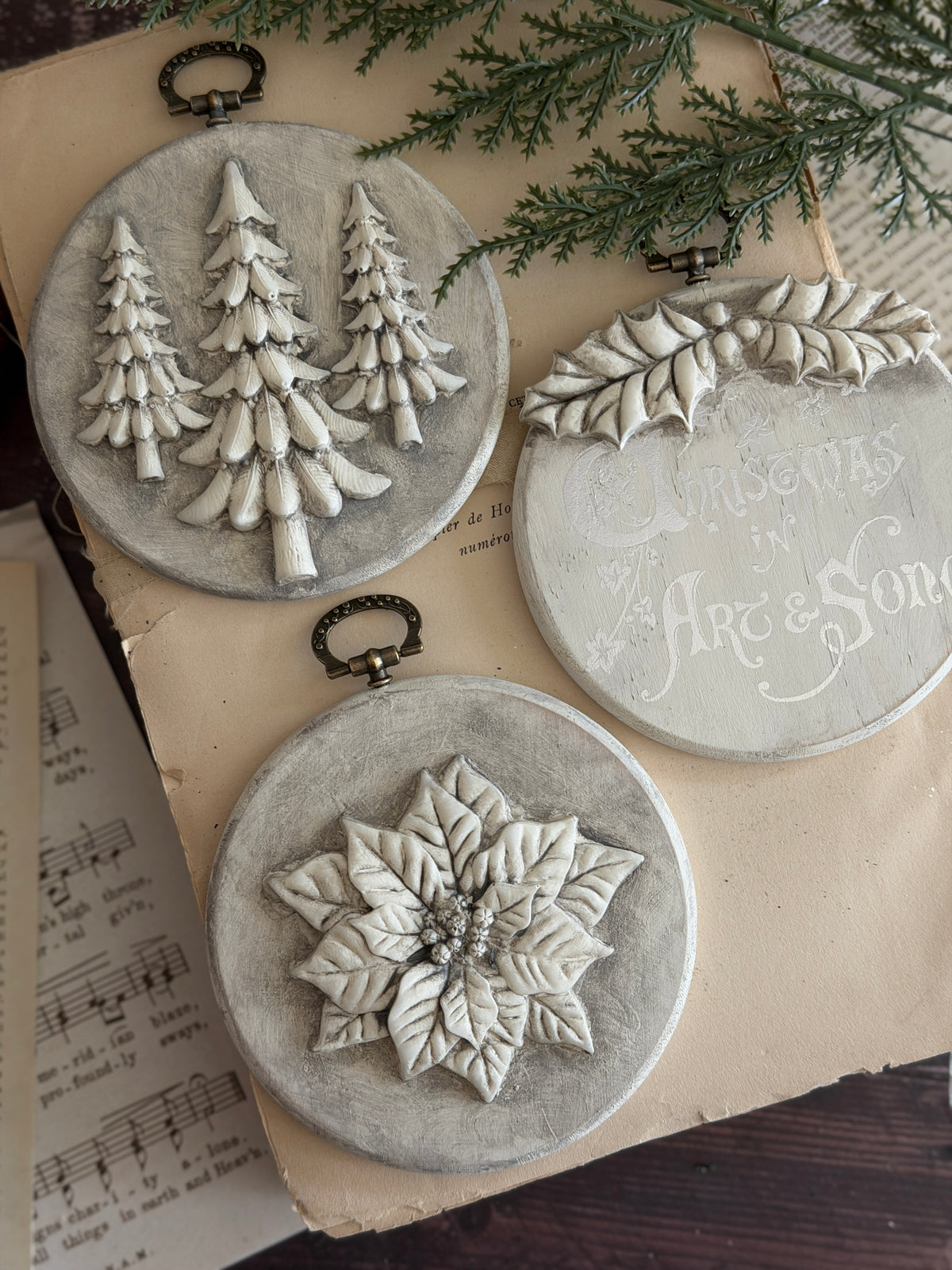 Boughs of Holly Mould (IOD)– Iron Orchid Designs *****PREORDER*****
