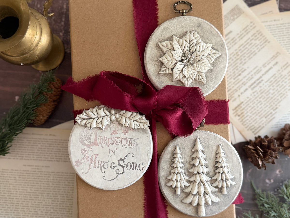 Boughs of Holly Mould (IOD)– Iron Orchid Designs *****PREORDER*****