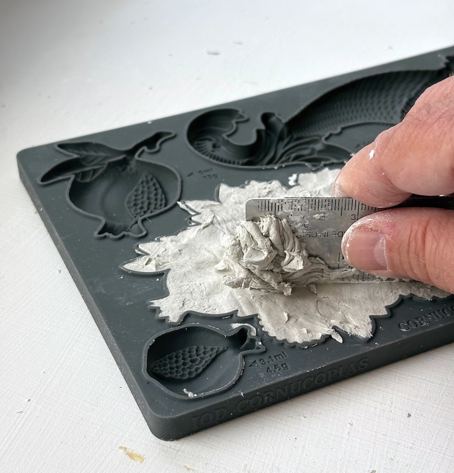 Cornucopias Mould (IOD) Iron Orchid Designs – 6x10