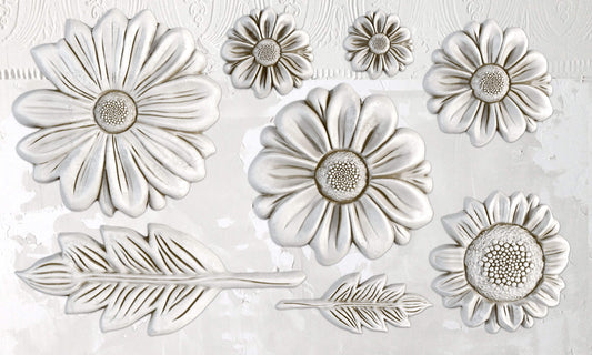He Loves Me Mould (IOD) Iron Orchid Designs- 6x10