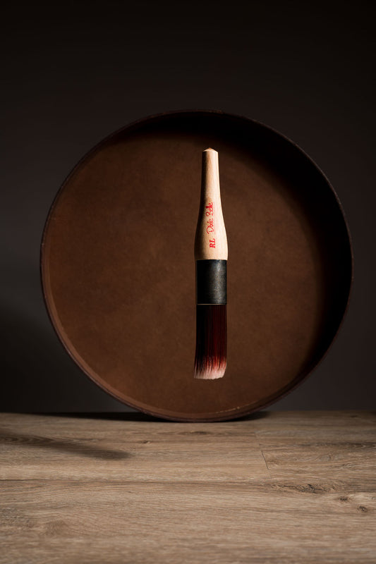 Round Large- Synthetic Brush - Dixie Belle Paint